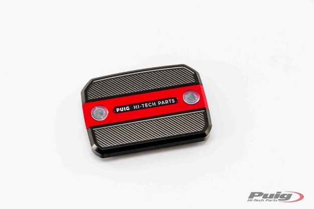 Afbeeldingen van Remvloeistofreservoircover Puig voor diverse Ducati en Kymco modellen