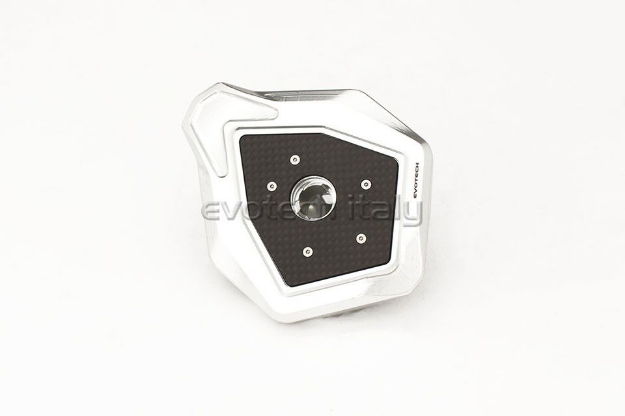 Afbeeldingen van Tankdop met key lock van Evotech voor Ducati Hypermotard / Hyperstrada - zilver