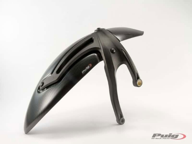 Afbeeldingen van Achterspatbord Puig carbon look BMW diverse R Nine T modellen