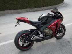 Afbeeldingen van Kentekenplaathouder ABM Honda CBR1000RR 2010-2011