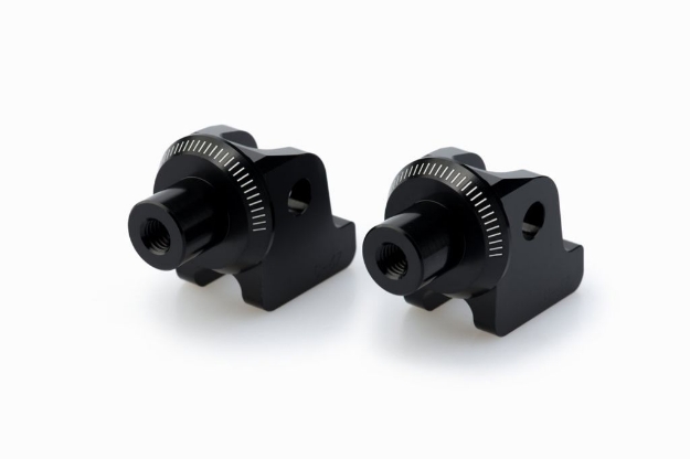 Afbeeldingen van Voetsteunadapters voorzijde van Puig voor Triumph Tiger 900 '20