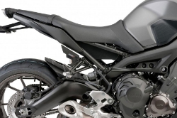 Afbeeldingen van Remvloeistofreservoir cover carbon look Puig Yamaha MT-09 '13-// MT-07 '14- /Tracer '16-