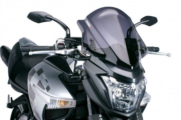 Afbeeldingen van Vervangingsruit naked bike Puig Suzuki B-King '08-'11-zwart