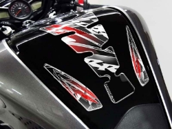 Afbeeldingen van Tankpad Wings Puig Honda CBR zilver