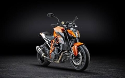 Afbeeldingen van Radiatorcover zwart Evotech Performance KTM 1290 Superduke '13-16