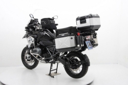 Afbeeldingen van Kofferset Hepco&Becker 'Cutout' met RVS rek en Xplorer koffers BMW R1200GS LC Adventure 2014-
