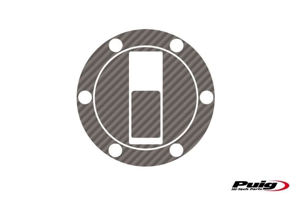 Afbeeldingen van Tankdopcover X-TREME Puig carbon look voor Aprilia modellen -'07/ Alle Cagiva modellen / Alle Triumph modellen / Aprilia Shiver 900 '17-
