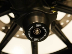 Afbeeldingen van Achterasspindle Evotech Performance Ducati Scrambler Cafe Racer '17-21