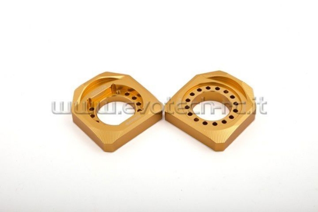 Afbeeldingen van Kettingspanners Suzuki GSX-R 1000 '05-'15// 600/750 '06-'10// GSX-S 1000 '15-Goud