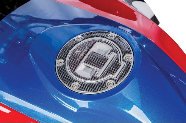 Afbeeldingen van Filler cap cover diverse BMW modellen - carbon look Wunderlich