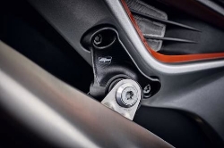 Afbeeldingen van Uitlaatsteun zwart Evotech Performance KTM 890 Duke R '20-